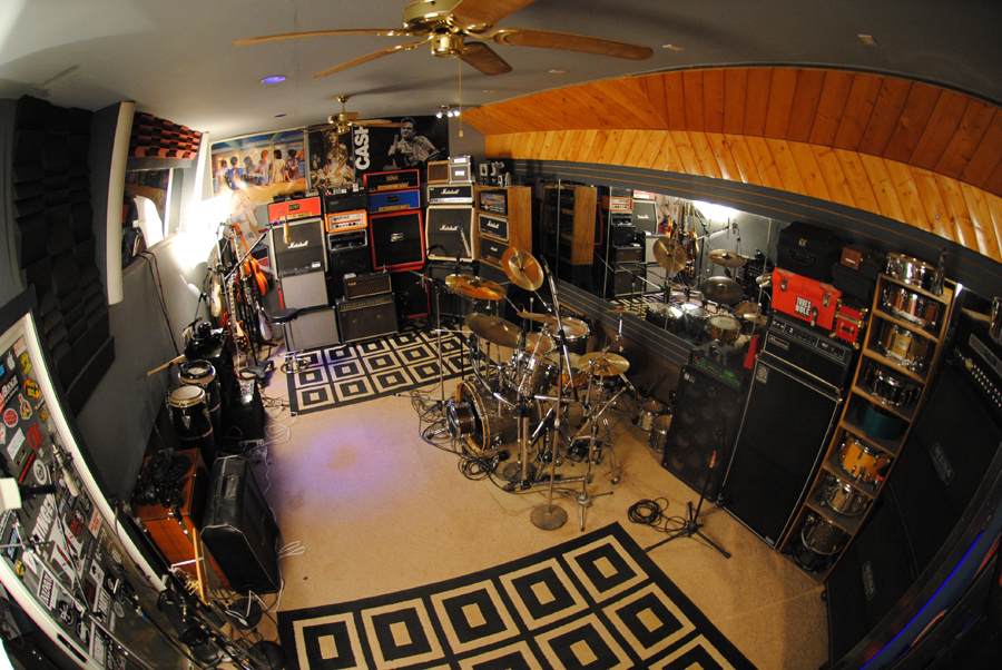 Full Well Recorinding Live Room