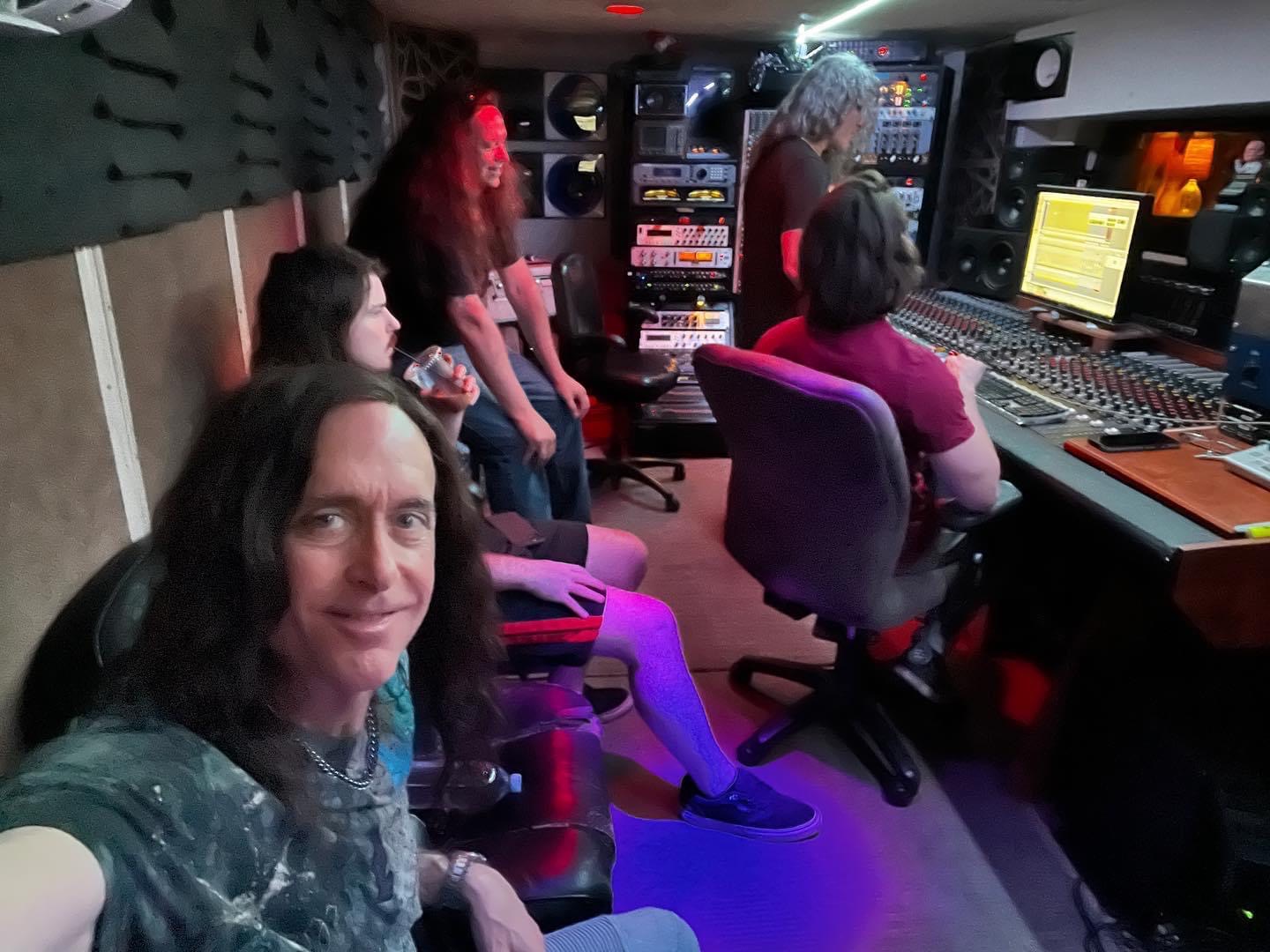 Dogbone in the Studio